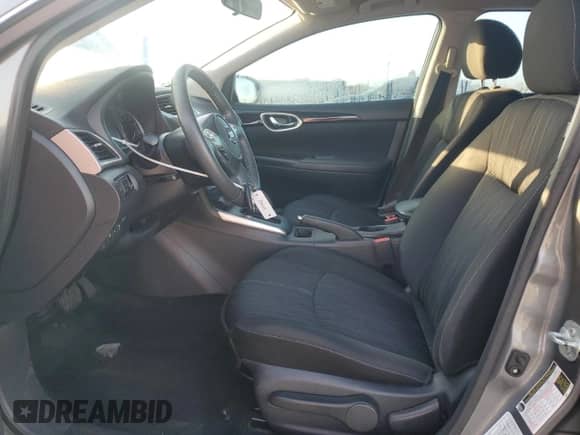 2017 Nissan Sentra SV z VIN 3N1AB7AP4HY265382, wystawiony jako Copart lot #87185995 z przebiegiem 107 575 mil mil oraz Szkoda całkowita • Salvage title. Historia ofert i sprzedaży dostępna na DreamBid. Obrazek 7.