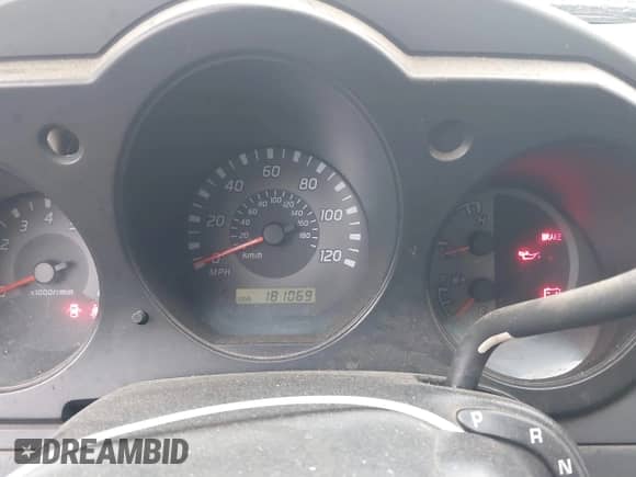 2003 Nissan Frontier XE z VIN 1N6DD26T03C458432, wystawiony jako IAAI lot #41799157 z przebiegiem 181 069 mil mil oraz . Historia ofert i sprzedaży dostępna na DreamBid. Obrazek 7.