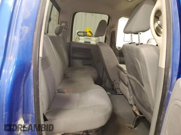 2008 Dodge 1500 ST z VIN 1D7HU18268J118648, wystawiony jako Copart lot #84868505 z przebiegiem 340 484 mil mil oraz Czysty tytuł • Clean title. Historia ofert i sprzedaży dostępna na DreamBid. Obrazek 10.