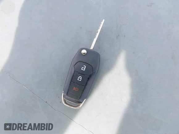 2017 Ford F-150 XL with VIN 1FTEX1C83HKD59044, listed as a IAAI auction lot 43063436 with 59,781 mi miles and . Bid and sale history available at DreamBid. Image 11.