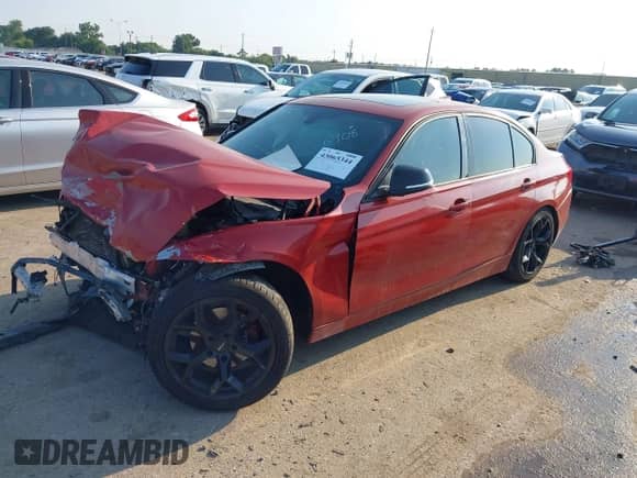 2013 BMW 3 Series 328i с VIN WBA3A5G50DNP26908, выставлен на аукционе IAAI как лот 43065344 с пробегом 139 968 миль миль и . История ставок и продаж доступна на DreamBid. Изображение 17.