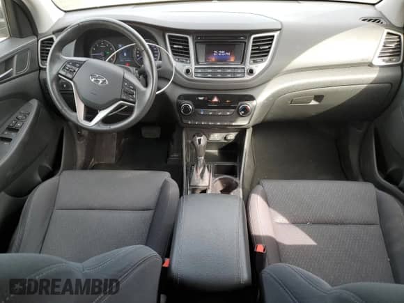 2017 Hyundai Tucson SE с VIN KM8J33A41HU558325, выставлен на аукционе Copart как лот 84018925 с пробегом 101 565 миль миль и Чистый • Clean title. История ставок и продаж доступна на DreamBid. Изображение 8.