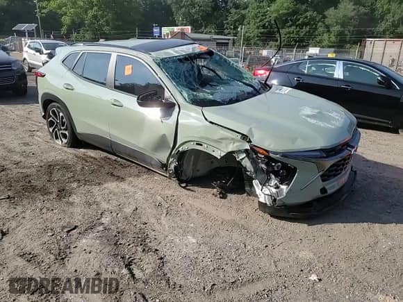 2024 Chevrolet Trax 2RS с VIN KL77LJE24RC195907, выставлен на аукционе Copart как лот 64985555 с пробегом Не указан миль и Списание • Salvage title. История ставок и продаж доступна на DreamBid. Изображение 14.