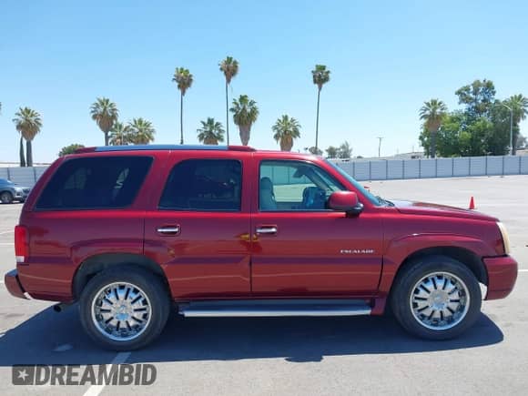 2003 Chevrolet Tahoe LS with VIN 1GNEC13TX3J252997, listed as a IAAI auction lot 42504734 with 118,972 mi miles and . Bid and sale history available at DreamBid. Image 13.