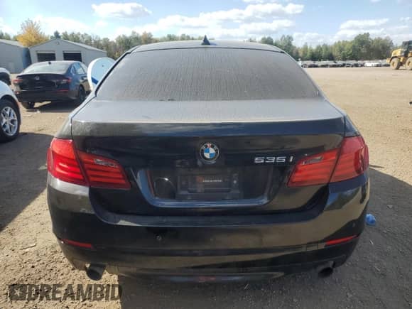 2011 BMW 5 Series 535i xDrive with VIN WBAFU7C51BC777672, listed as a Copart auction lot 85559135 with 172,102 mi miles and Clean title. Bid and sale history available at DreamBid. Image 6.