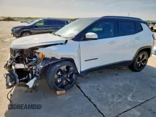 2021 Jeep Compass Latitude z VIN 3C4NJCBB0MT560192, wystawiony jako Copart lot #66883025 z przebiegiem 48 406 mil mil oraz Czysty tytuł • Clean title. Historia ofert i sprzedaży dostępna na DreamBid. Obrazek 1.