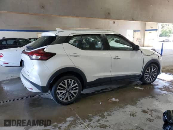 2024 Nissan Kicks SV with VIN 3N1CP5CV9RL551110, listed as a Copart auction lot 85701785 with 28,313 mi miles and Salvage title. Bid and sale history available at DreamBid. Image 3.
