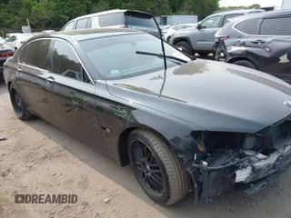 2012 BMW 7 Series 750Li xDrive с VIN WBAKC8C5XCC436425, выставлен на аукционе IAAI как лот 42412292 с пробегом 186 152 миль миль и . История ставок и продаж доступна на DreamBid. Изображение 1.