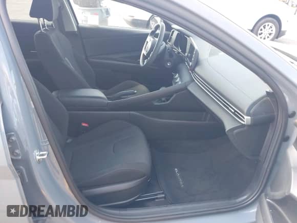 2023 Hyundai Elantra SE with VIN KMHLL4AG6PU432307, listed as a IAAI auction lot 42795597 with 24,221 mi miles and . Bid and sale history available at DreamBid. Image 5.