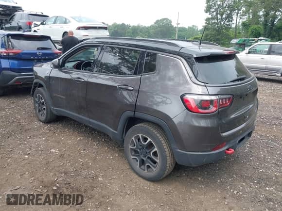 2020 Jeep Compass Trailhawk с VIN 3C4NJDDB0LT189441, выставлен на аукционе IAAI как лот 42837133 с пробегом 68 114 миль миль и . История ставок и продаж доступна на DreamBid. Изображение 3.