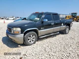 2002 GMC Sierra 1500 Denali z VIN 2GTFK69U221346006, wystawiony jako Copart lot #71726365 z przebiegiem 226 475 mil mil oraz Szkoda całkowita • Salvage title. Historia ofert i sprzedaży dostępna na DreamBid. Obrazek 1.