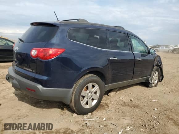 2012 Chevrolet Traverse 1LT with VIN 1GNKRGED2CJ124179, listed as a Copart auction lot 70591155 with 135,345 mi miles and Salvage title. Bid and sale history available at DreamBid. Image 3.