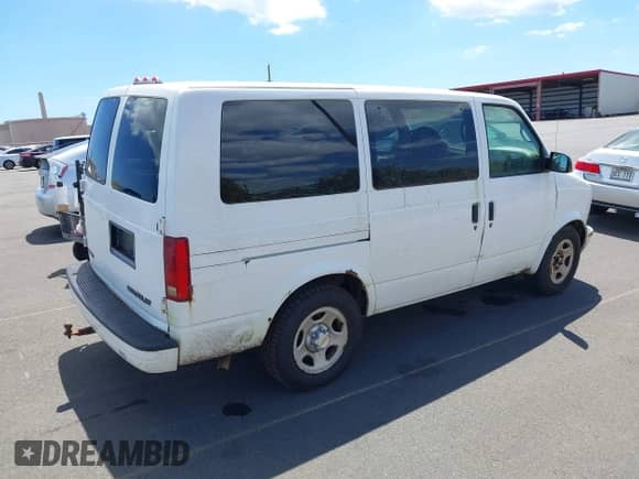 2003 Chevrolet Astro с VIN 1GNDM19X53B101725, выставлен на аукционе IAAI как лот 43228760 с пробегом 106 416 миль миль и . История ставок и продаж доступна на DreamBid. Изображение 4.