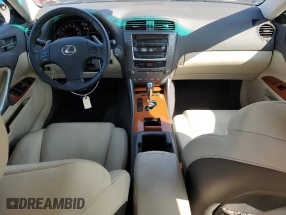 2009 Lexus IS 250 z VIN JTHCK262295032474, wystawiony jako Copart lot #71857945 z przebiegiem 107 658 mil mil oraz Szkoda całkowita • Salvage title. Historia ofert i sprzedaży dostępna na DreamBid. Obrazek 8.