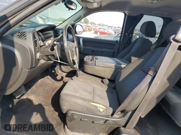 2013 GMC Sierra 1500 SLE z VIN 1GTR2VE78DZ279073, wystawiony jako Copart lot #80907005 z przebiegiem 137 080 mil mil oraz Szkoda całkowita • Salvage title. Historia ofert i sprzedaży dostępna na DreamBid. Obrazek 7.