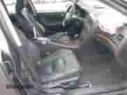 2005 Volvo S60 с VIN YV1RH592452475870, выставлен на аукционе IAAI как лот 42082002 с пробегом 226 918 миль миль и . История ставок и продаж доступна на DreamBid. Изображение 5.