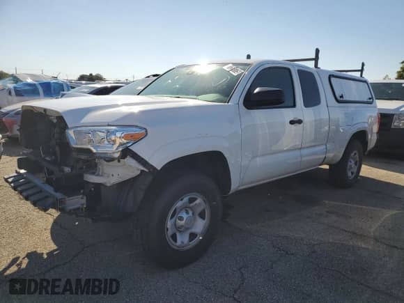 2023 Toyota Tacoma SR z VIN 3TYRX5GN7PT081320, wystawiony jako Copart lot #81251775 z przebiegiem 38 572 mil mil oraz Czysty tytuł • Clean title. Historia ofert i sprzedaży dostępna na DreamBid. Obrazek 1.