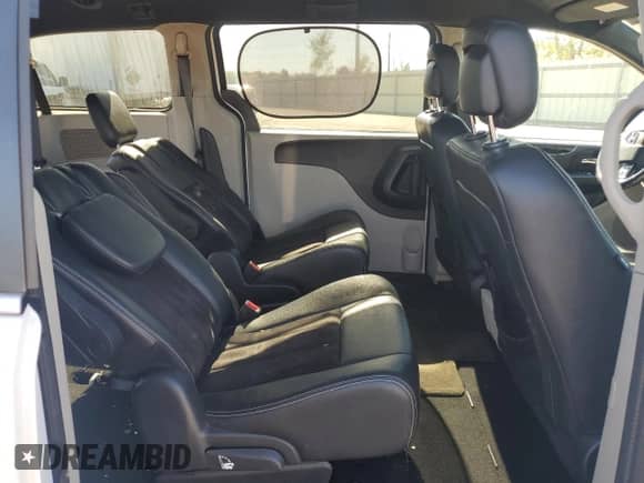 2020 Dodge Grand Caravan SXT with VIN 2C4RDGCG5LR154372, listed as a Copart auction lot 81410225 with 79,894 mi miles and Clean title. Bid and sale history available at DreamBid. Image 11.