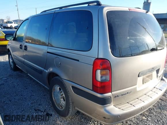 2002 Chevrolet Venture Plus 1SB с VIN 1GNDX03E82D136707, выставлен на аукционе IAAI как лот 41766507 с пробегом 187 043 миль миль и . История ставок и продаж доступна на DreamBid. Изображение 3.