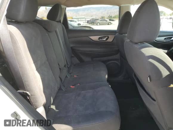 2016 Nissan Rogue SV z VIN KNMAT2MT4GP657607, wystawiony jako Copart lot #70219715 z przebiegiem 116 352 mil mil oraz Szkoda całkowita • Salvage title. Historia ofert i sprzedaży dostępna na DreamBid. Obrazek 11.