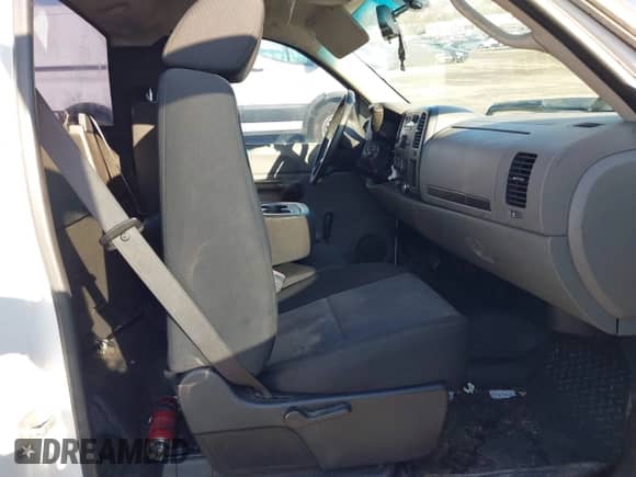 2007 GMC Sierra 1500 Work Truck с VIN 1GTEC14C27Z652213, выставлен на аукционе IAAI как лот 41983194 с пробегом 423 772 миль миль и . История ставок и продаж доступна на DreamBid. Изображение 5.