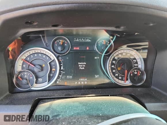 2018 Ram 1500 Big Horn z VIN 1C6RR7TT4JS154252, wystawiony jako Copart lot #68339035 z przebiegiem 115 414 mil mil oraz Szkoda całkowita • Salvage title. Historia ofert i sprzedaży dostępna na DreamBid. Obrazek 9.