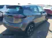 2023 Chevrolet Bolt EV 2LT z VIN 1G1FX6S03P4181953, wystawiony jako IAAI lot #43120257 z przebiegiem 72 923 mil mil oraz . Historia ofert i sprzedaży dostępna na DreamBid. Obrazek 4.
