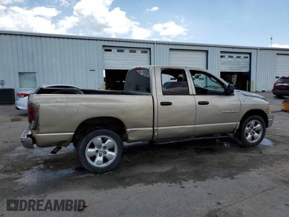 2005 Dodge 1500 SLT z VIN 1D7HA18D65J537671, wystawiony jako Copart lot #66487635 z przebiegiem Nie podano mil oraz Szkoda całkowita • Salvage title. Historia ofert i sprzedaży dostępna na DreamBid. Obrazek 3.