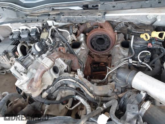 2018 Ford F-250 XL с VIN 1FT7W2BT5JEC78221, выставлен на аукционе IAAI как лот 43043737 с пробегом 125 888 миль миль и . История ставок и продаж доступна на DreamBid. Изображение 18.