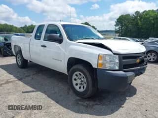 2013 Chevrolet Silverado 1500 Work Truck with VIN 1GCRCPEX2DZ261838, listed as a IAAI auction lot 42622304 with 193,359 mi miles and . Bid and sale history available at DreamBid. Image 1.