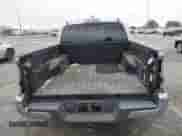 2019 Toyota Tacoma SR5 с VIN 3TMAZ5CN3KM104917, выставлен на аукционе IAAI как лот 43210298 с пробегом 136 976 миль миль и . История ставок и продаж доступна на DreamBid. Изображение 17.