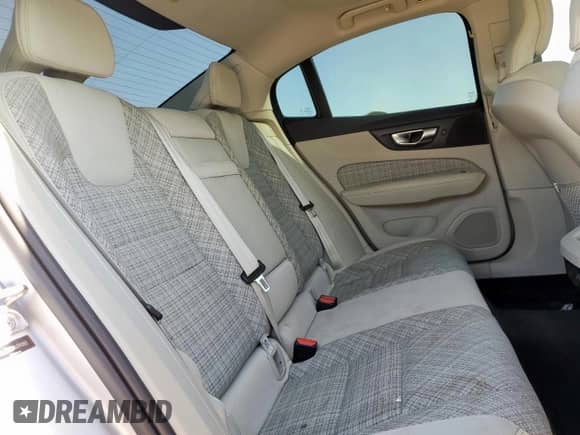 2022 Volvo S60 Momentum with VIN 7JRL12FZ2NG174342, listed as a Copart auction lot 82267195 with 58,675 mi miles and Clean title. Bid and sale history available at DreamBid. Image 10.