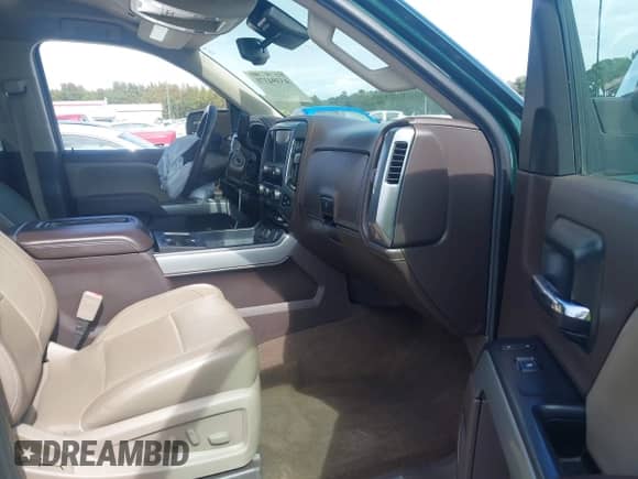 2015 Chevrolet Silverado 1500 LTZ z VIN 3GCUKSEC5FG129298, wystawiony jako IAAI lot #43394371 z przebiegiem 246 150 mil mil oraz . Historia ofert i sprzedaży dostępna na DreamBid. Obrazek 5.