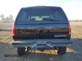 1998 Chevrolet Tahoe с VIN 3GNEK18R6WG102052, выставлен на аукционе Copart как лот 77485244 с пробегом 187 542 миль миль и Списание • Salvage title. История ставок и продаж доступна на DreamBid. Изображение 6.
