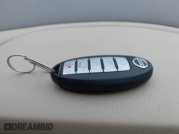 2014 Nissan Pathfinder S z VIN 5N1AR2MM7EC638279, wystawiony jako IAAI lot #42354861 z przebiegiem 160 382 mil mil oraz . Historia ofert i sprzedaży dostępna na DreamBid. Obrazek 11.