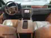 2007 GMC Sierra 1500 SLT with VIN 2GTEK13M571509133, listed as a Copart auction lot 71825695 with 181,399 mi miles and Salvage title. Bid and sale history available at DreamBid. Image 8.