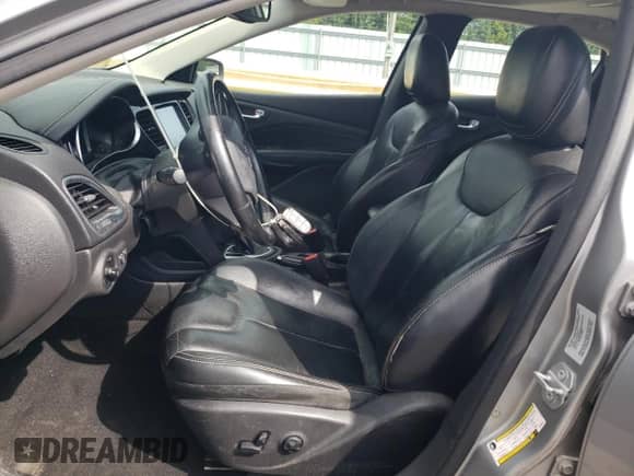2015 Dodge Dart Limited with VIN 1C3CDFCB1FD165675, listed as a Copart auction lot 69201515 with 169,936 mi miles and Salvage title. Bid and sale history available at DreamBid. Image 7.