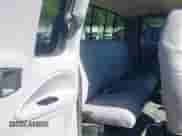 1998 Dodge 2500 z VIN 1B7KF236XWJ242400, wystawiony jako IAAI lot #42733917 z przebiegiem 289 749 mil mil oraz . Historia ofert i sprzedaży dostępna na DreamBid. Obrazek 8.