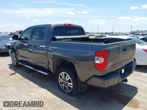 2019 Toyota Tundra SR5 с VIN 5TFAY5F17KX791678, выставлен на аукционе IAAI как лот 42290380 с пробегом 119 671 миль миль и . История ставок и продаж доступна на DreamBid. Изображение 3.