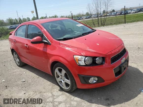 2015 Chevrolet Sonic LTZ с VIN 1G1JE5SB0F4203370, выставлен на аукционе Copart как лот 53813565 с пробегом 139 873 миль миль и Чистый • Clean title. История ставок и продаж доступна на DreamBid. Изображение 4.