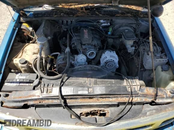 1994 Chevrolet S-10 LS с VIN 1GCDT19W0R8147553, выставлен на аукционе Copart как лот 54068955 с пробегом 156 449 миль миль и Чистый • Clean title. История ставок и продаж доступна на DreamBid. Изображение 11.