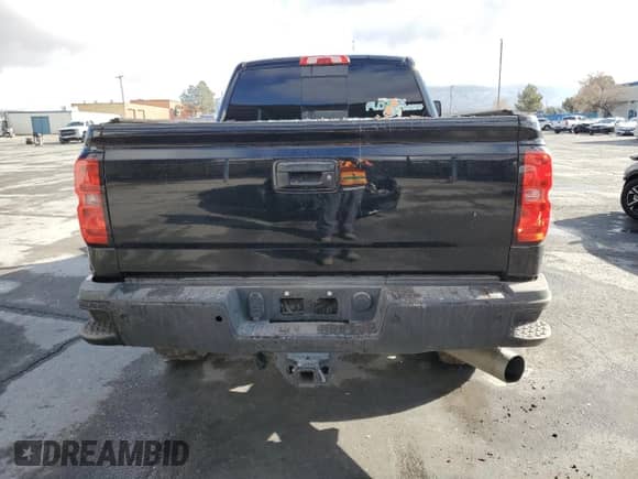 2016 Chevrolet Silverado 3500HD LTZ с VIN 1GC4K0E84GF186496, выставлен на аукционе Copart как лот 88134395 с пробегом 186 226 миль миль и Списание • Salvage title. История ставок и продаж доступна на DreamBid. Изображение 6.