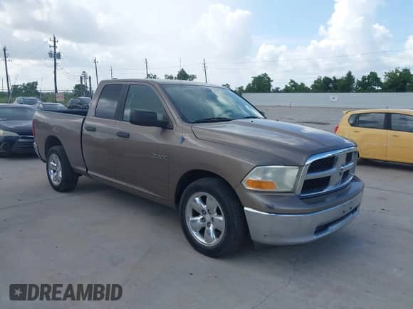 2009 Dodge 1500 SLT with VIN 1D3HB18P69S737751, listed as a IAAI auction lot 42734277 with 172,777 mi miles and . Bid and sale history available at DreamBid. Image 1.