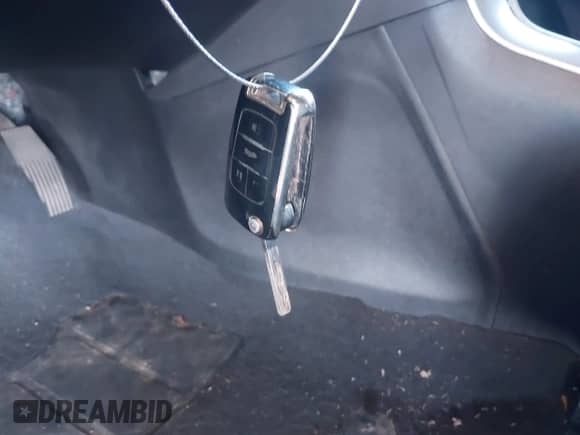 2012 Chevrolet Cruze LS z VIN 1G1PC5SH2C7379755, wystawiony jako IAAI lot #43475685 z przebiegiem 119 961 mil mil oraz . Historia ofert i sprzedaży dostępna na DreamBid. Obrazek 11.