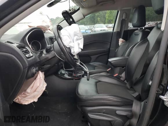 2020 Jeep Compass Altitude с VIN 3C4NJDBB2LT145590, выставлен на аукционе Copart как лот 69753605 с пробегом 42 225 миль миль и Списание • Salvage title. История ставок и продаж доступна на DreamBid. Изображение 7.