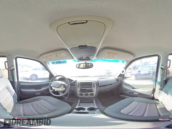 2004 Ford Explorer XLT with VIN 1FMDU73K34ZB29424, listed as a Copart auction lot 85569055 with 101,369 mi miles and Salvage title. Bid and sale history available at DreamBid. Image 15.