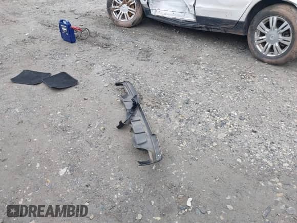 2011 BMW 5 Series 550i с VIN WBAFR9C51BC758665, выставлен на аукционе IAAI как лот 42503738 с пробегом Не указан миль и . История ставок и продаж доступна на DreamBid. Изображение 12.