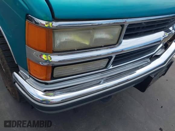 1996 Chevrolet Silverado 1500 with VIN 2GCEK19R5T1152890, listed as a IAAI auction lot 43246016 with 91,660 mi miles and . Bid and sale history available at DreamBid. Image 15.