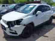2021 Chevrolet Trax LT z VIN KL7CJLSB7MB360173, wystawiony jako IAAI lot #42123356 z przebiegiem 106 102 mil mil oraz . Historia ofert i sprzedaży dostępna na DreamBid. Obrazek 18.