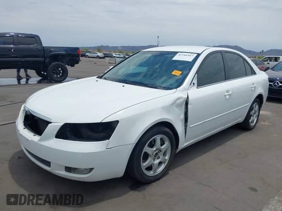 2006 Hyundai Sonata GLS z VIN 5NPEU46FX6H115522, wystawiony jako IAAI lot #42766167 z przebiegiem 115 518 mil mil oraz . Historia ofert i sprzedaży dostępna na DreamBid. Obrazek 6.